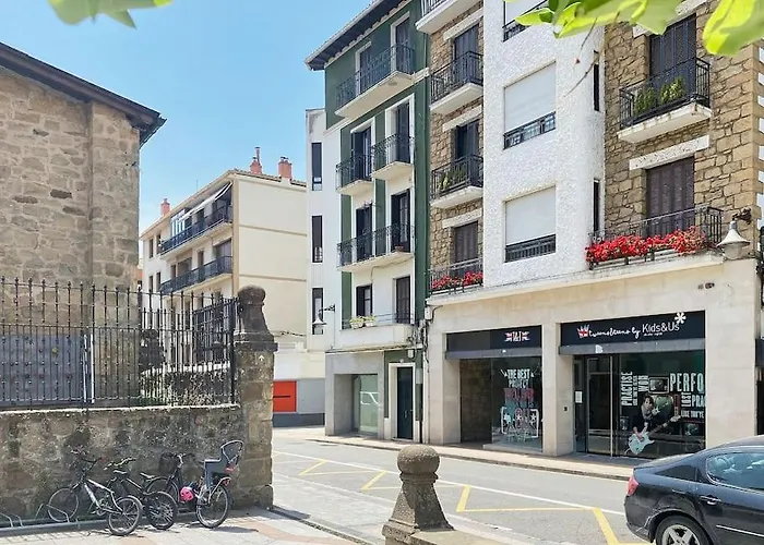 Апартаменты Earra - Elizalde, En Centro 1 Minuto De La Playa Зараутц
