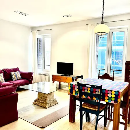 Apartment Earra - Elizalde, En Centro 1 Minuto De La Playa